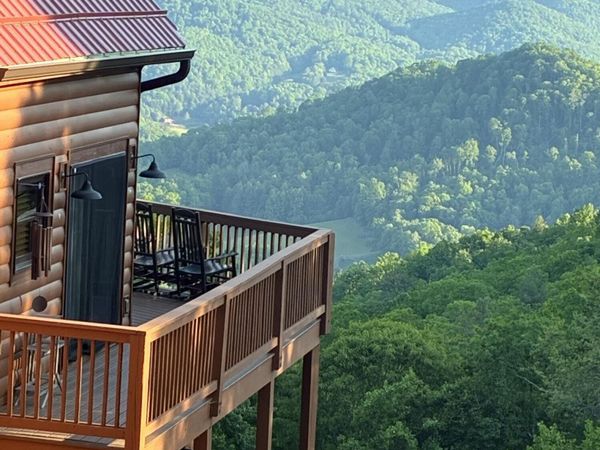 4014 Callalantee Drive, Mountain City, TN 37683