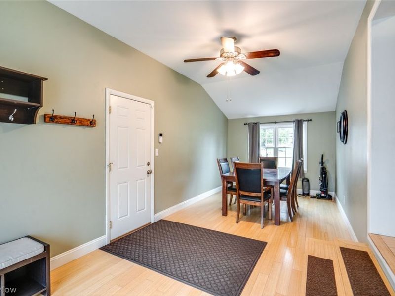 561 N River Road, Munroe Falls, OH 44262 Photo 12