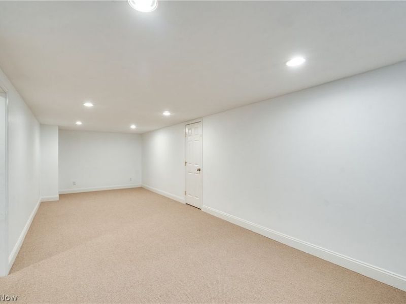 561 N River Road, Munroe Falls, OH 44262 Photo 28