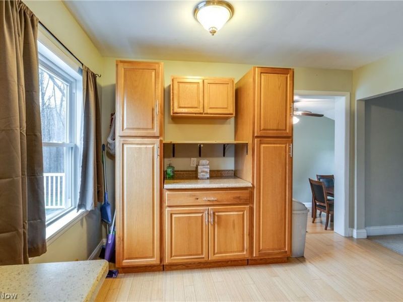 561 N River Road, Munroe Falls, OH 44262 Photo 9