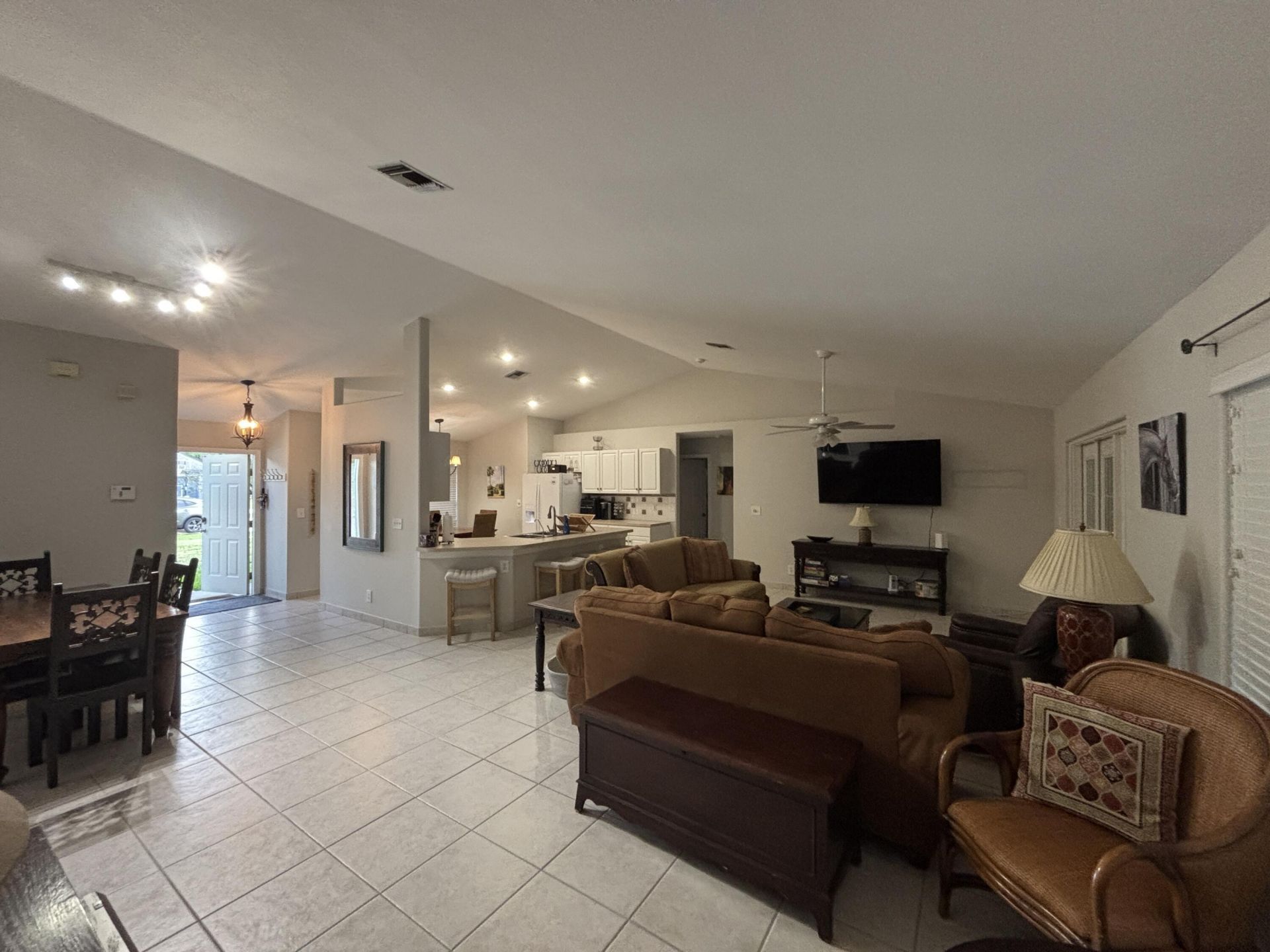 1094 Raintree Lane, Wellington, FL 33414 Photo