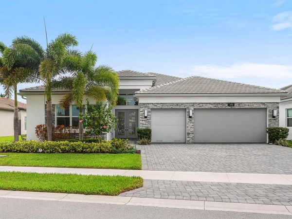 12926 Green Guava Avenue, Boynton Beach, FL 33473