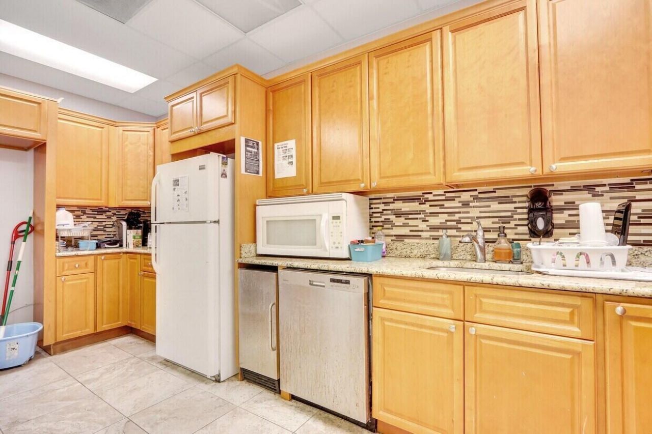 1405 SE Goldtree Drive, Port Saint Lucie, FL 34952 Photo