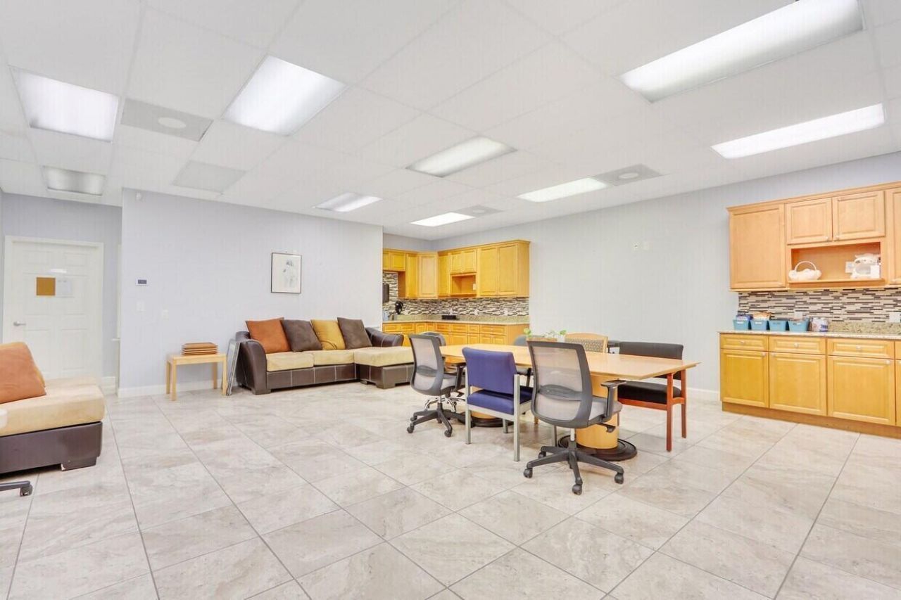 1405 SE Goldtree Drive, Port Saint Lucie, FL 34952 Photo