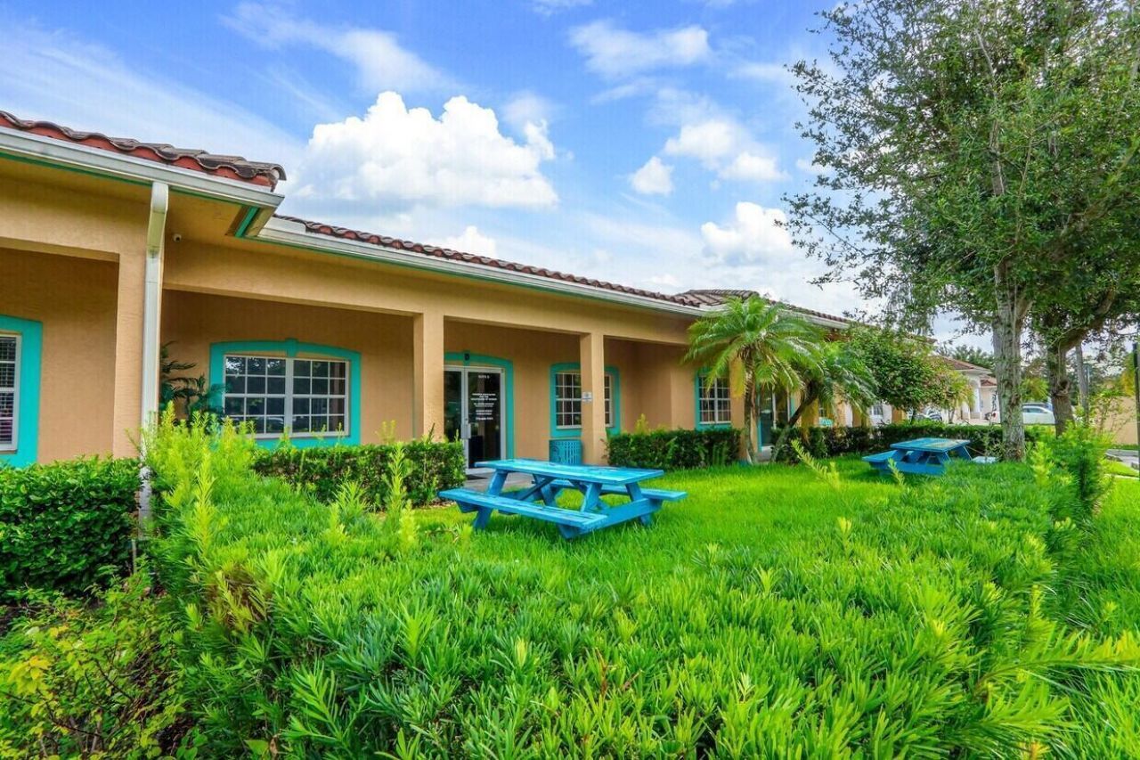 1405 SE Goldtree Drive, Port Saint Lucie, FL 34952 Photo