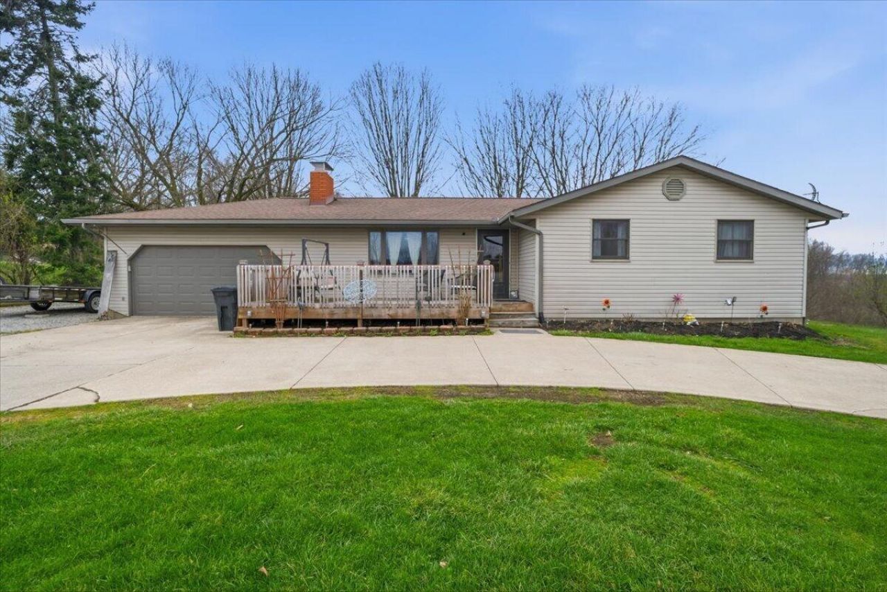 13739 Old Mansfield Road, Mount Vernon, OH 43050 Main Photo