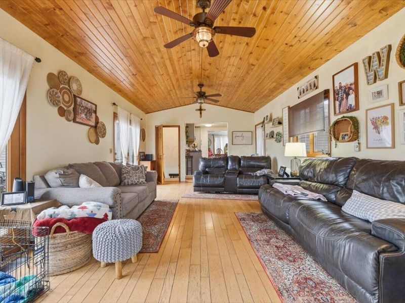 13739 Old Mansfield Road, Mount Vernon, OH 43050 Photo 11