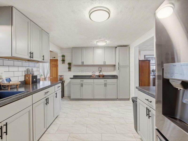 13739 Old Mansfield Road, Mount Vernon, OH 43050 Photo 6