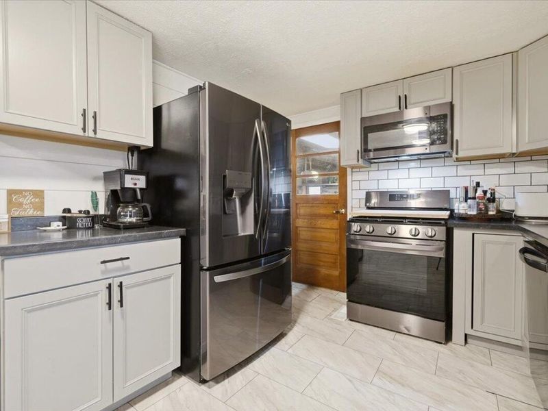 13739 Old Mansfield Road, Mount Vernon, OH 43050 Photo 8