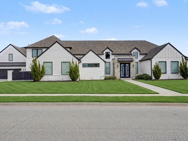 6685 E 128th Street, Bixby, OK 74008