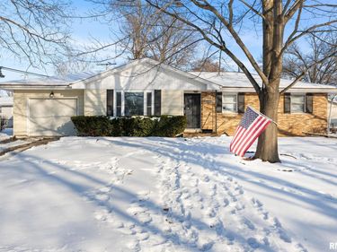 5514 N Jesters Court, Peoria, IL 61614