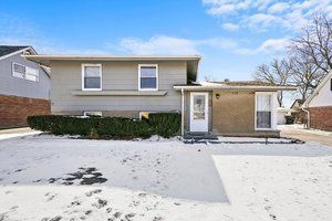 3949 168th Place, Country Club Hills, IL 60478 Main Photo