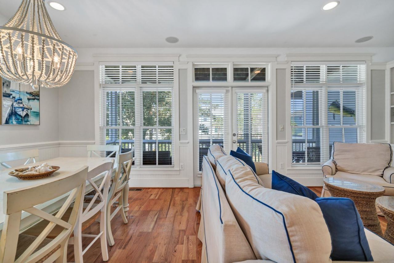 805 Jungle Road Photo 21