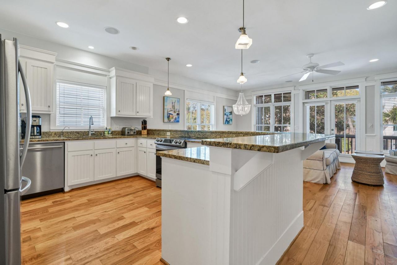 805 Jungle Road Photo 30