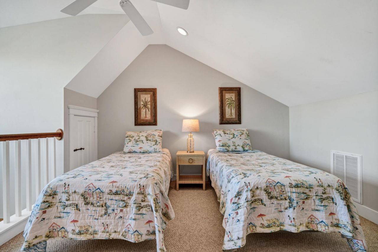 805 Jungle Road Photo 43