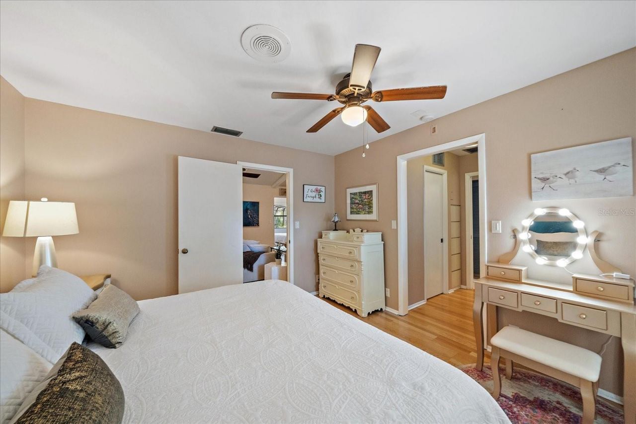 3246 Maiden Lane, Sarasota, FL 34231 Photo
