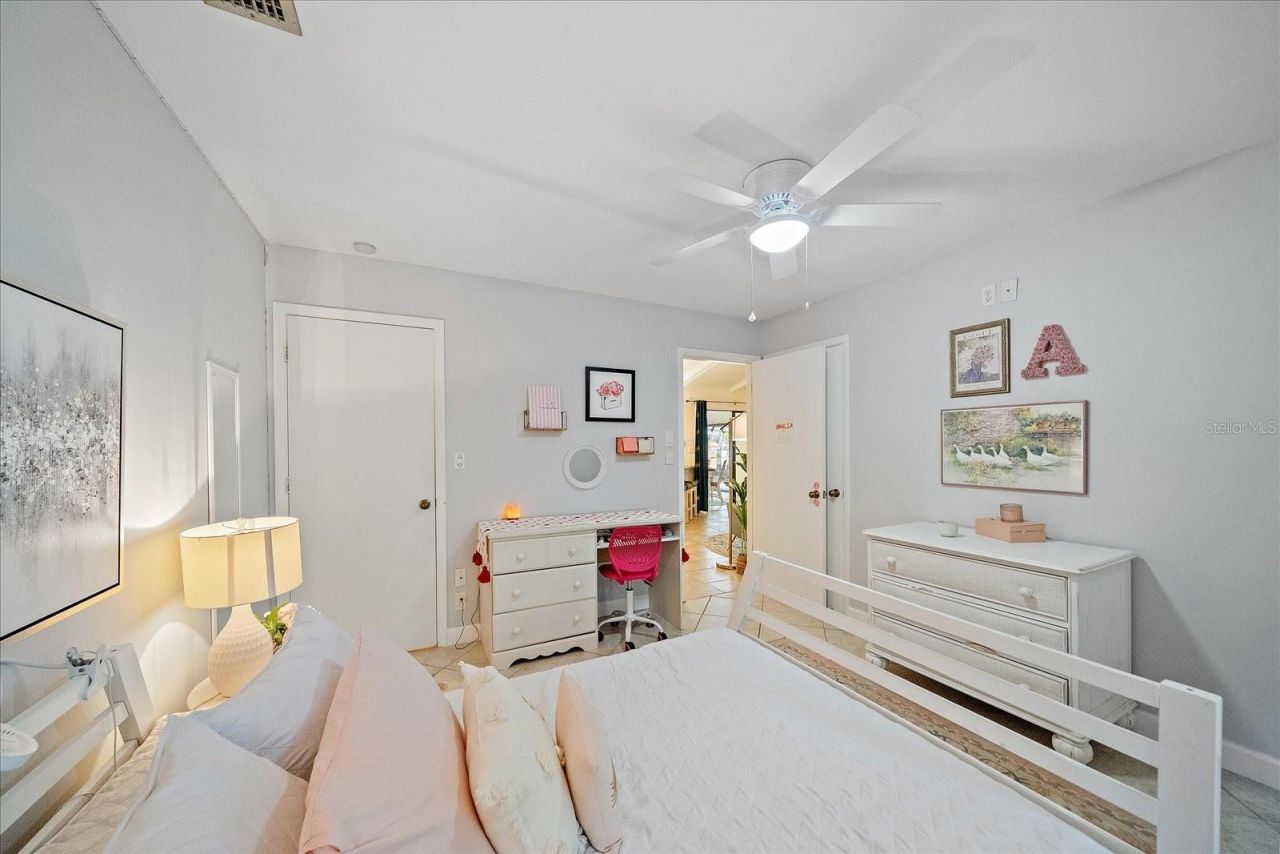 3246 Maiden Lane, Sarasota, FL 34231 Photo