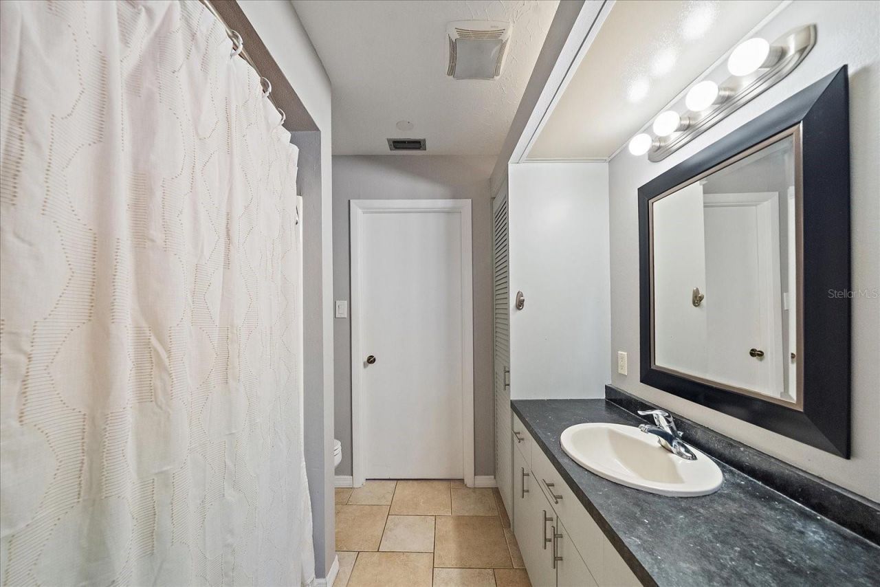 3246 Maiden Lane, Sarasota, FL 34231 Photo