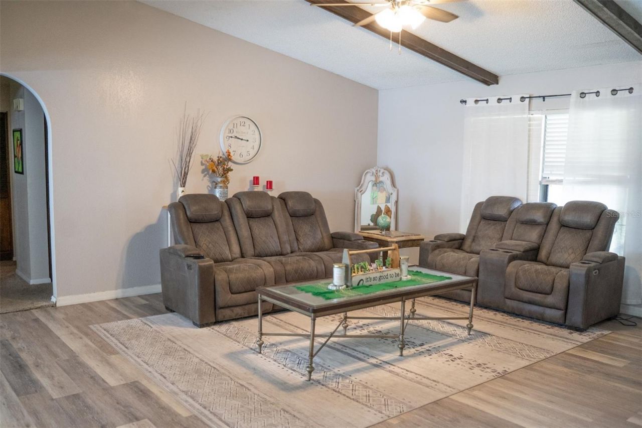 9088 NE 17th Court , Anthony, FL 32617 Photo