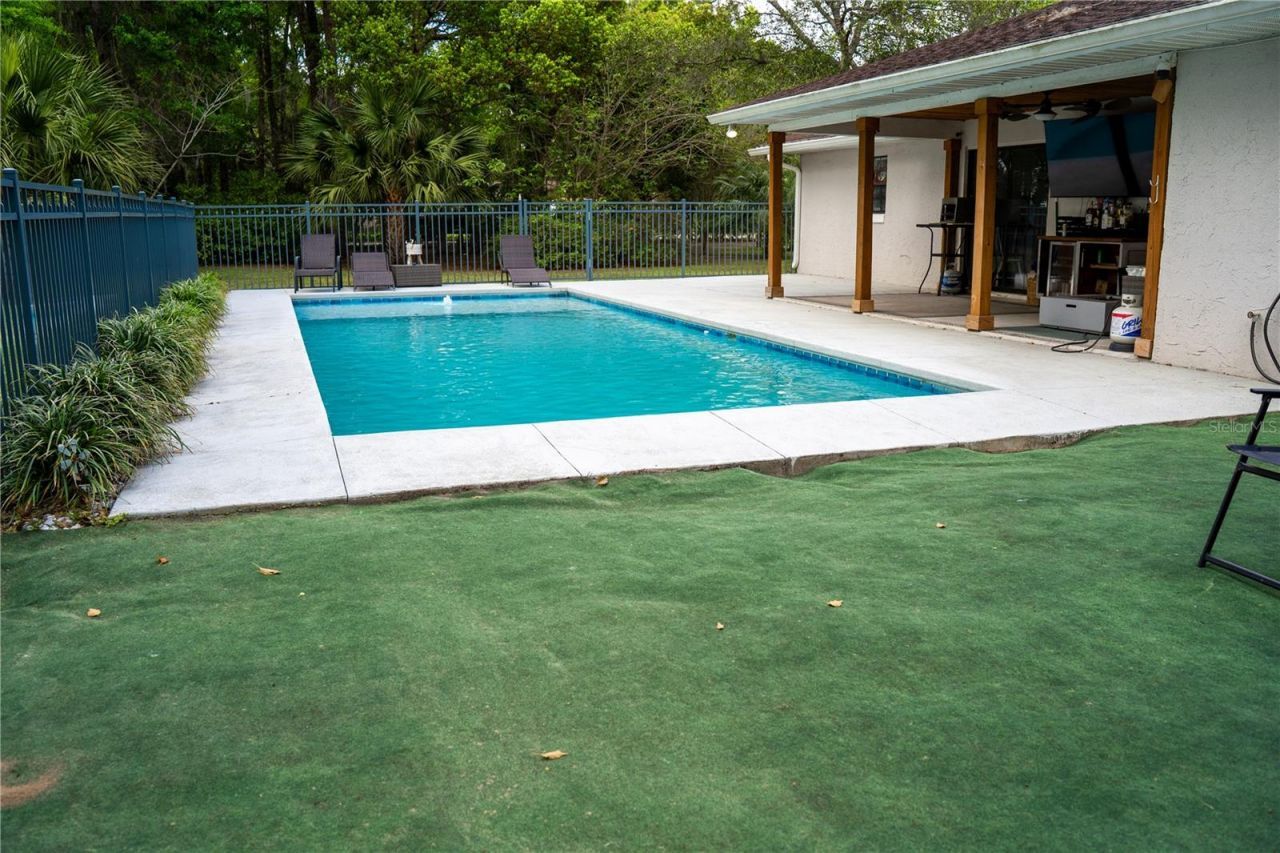 9088 NE 17th Court , Anthony, FL 32617 Photo