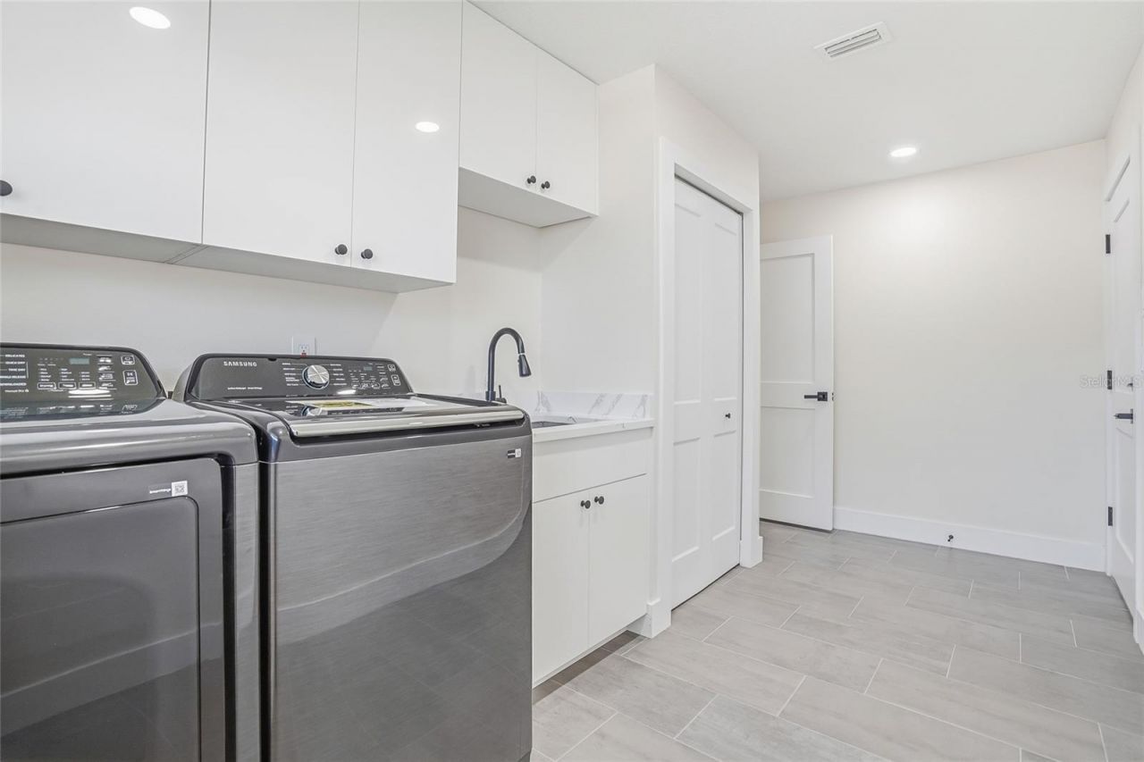 2644 Pebble Beach Drive, Clearwater, FL 33761 Photo