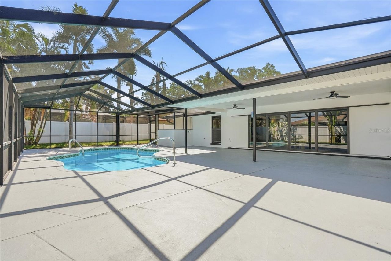 2644 Pebble Beach Drive, Clearwater, FL 33761 Photo