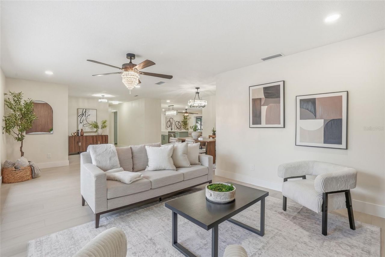 2644 Pebble Beach Drive, Clearwater, FL 33761 Photo