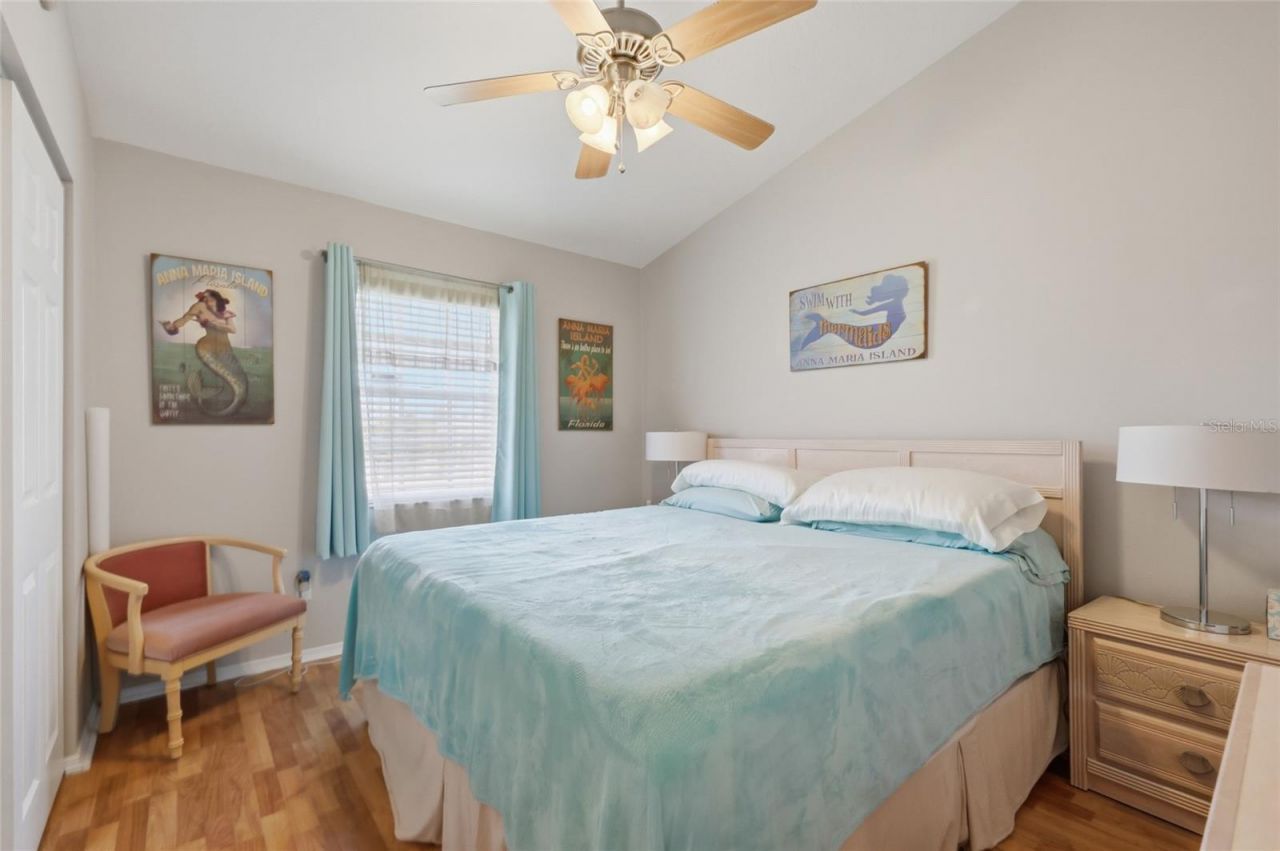 2806 Gulf Drive, Holmes Beach, FL 34217 Photo