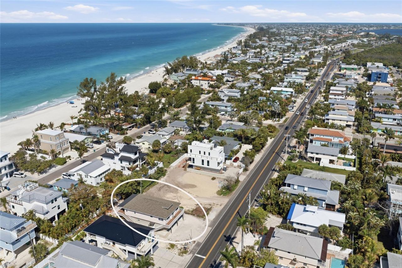 2806 Gulf Drive, Holmes Beach, FL 34217 Photo