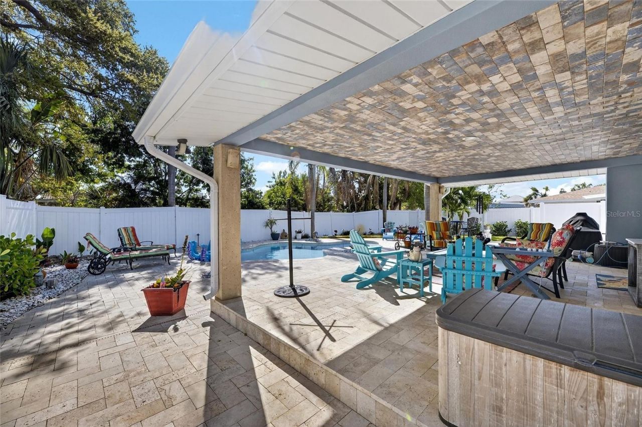 931 Gulf Boulevard, Belleair Beach, FL 33786 Photo