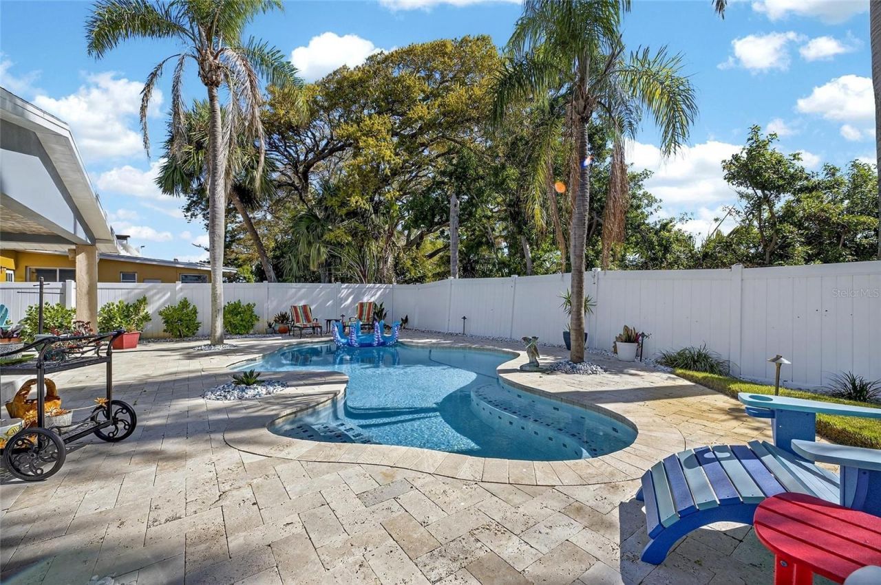 931 Gulf Boulevard, Belleair Beach, FL 33786 Photo