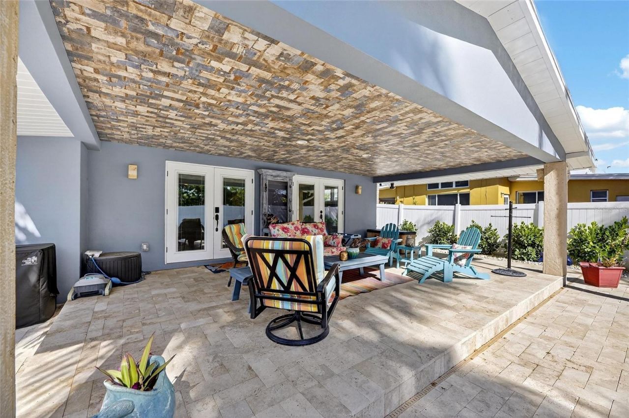 931 Gulf Boulevard, Belleair Beach, FL 33786 Photo