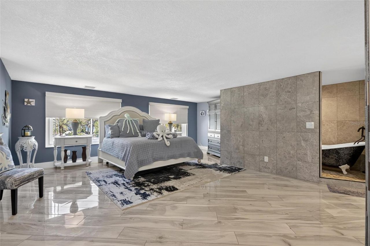 931 Gulf Boulevard, Belleair Beach, FL 33786 Photo