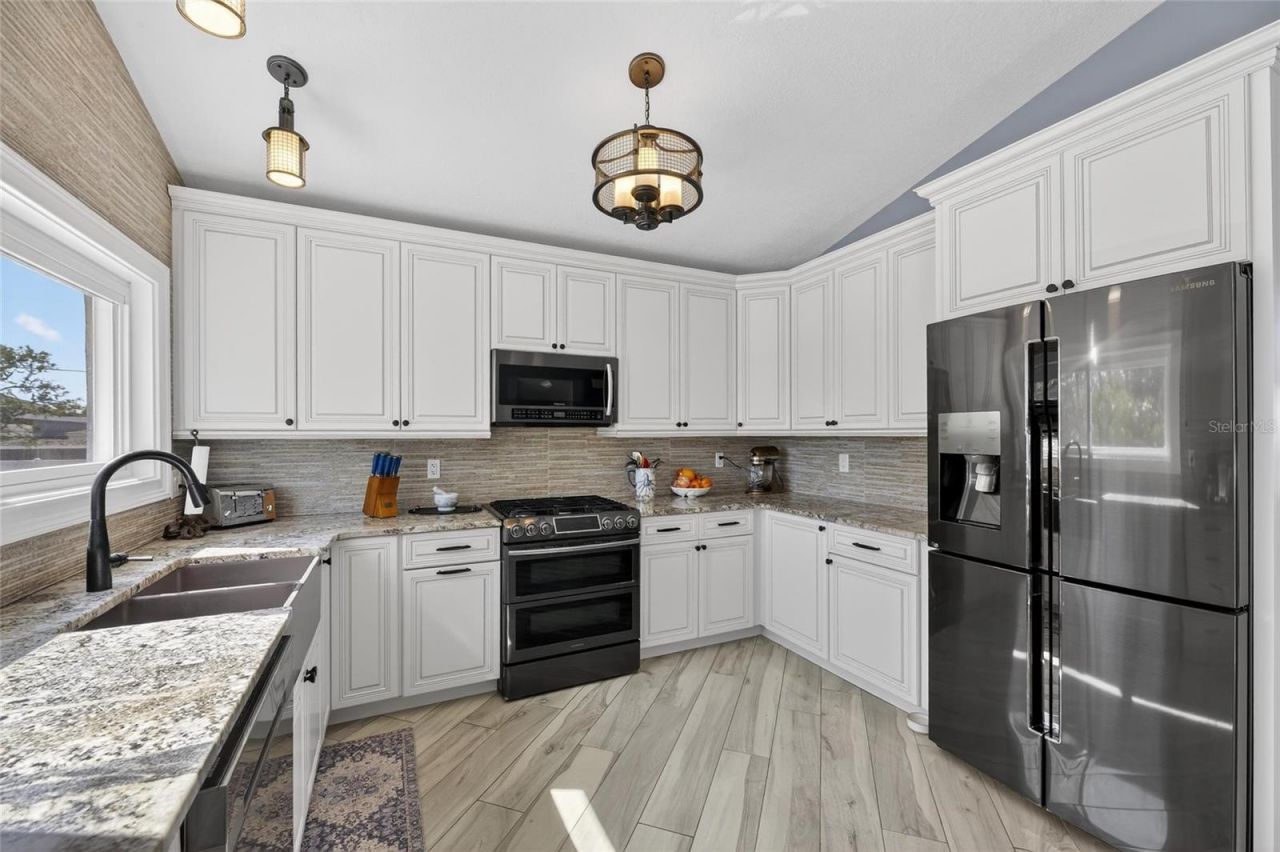 931 Gulf Boulevard, Belleair Beach, FL 33786 Photo