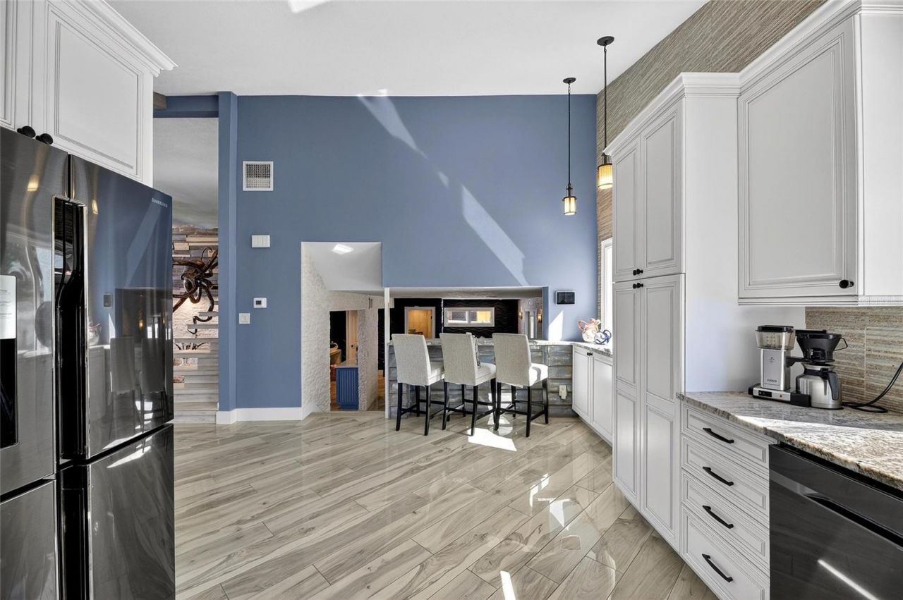 931 Gulf Boulevard, Belleair Beach, FL 33786 Photo