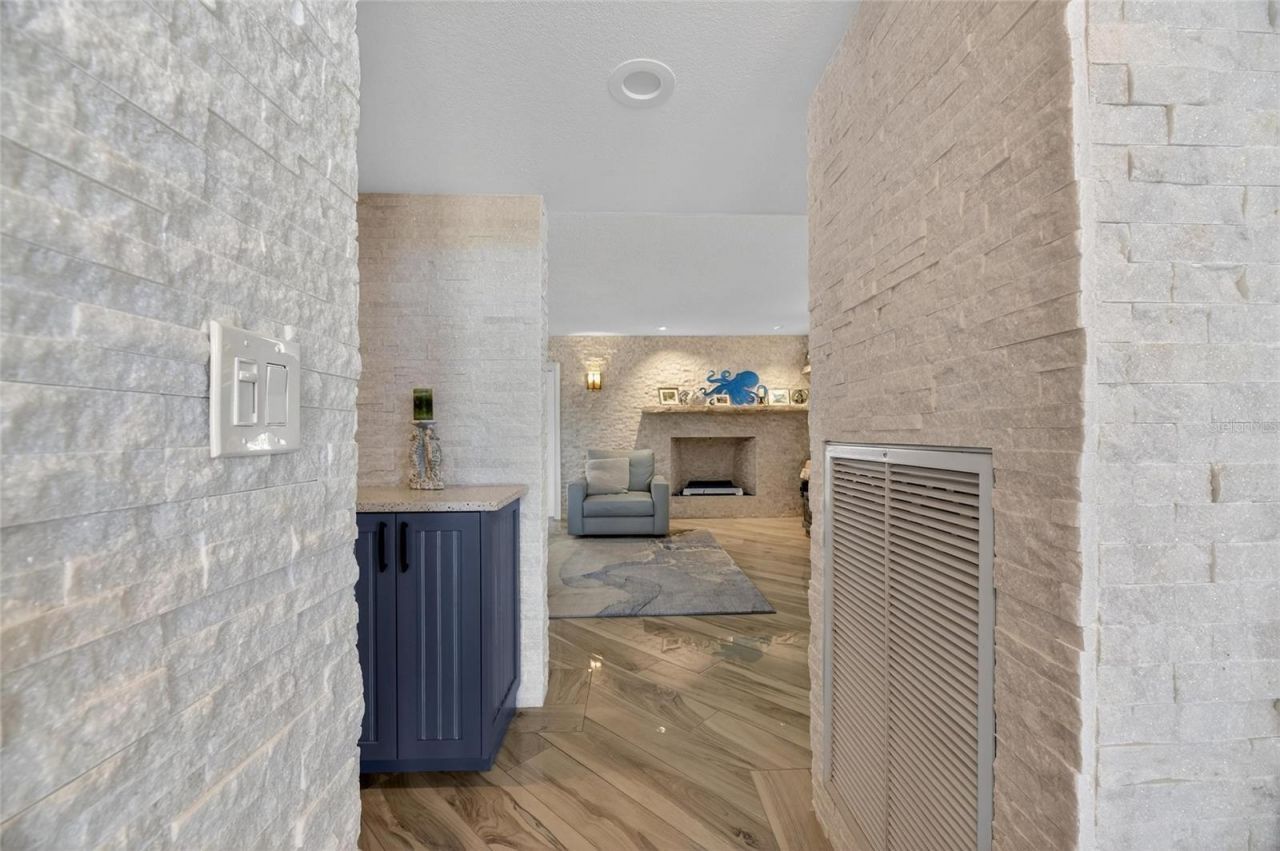 931 Gulf Boulevard, Belleair Beach, FL 33786 Photo