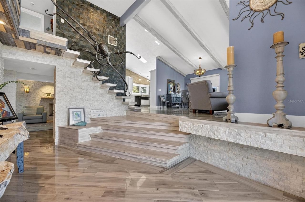 931 Gulf Boulevard, Belleair Beach, FL 33786 Photo