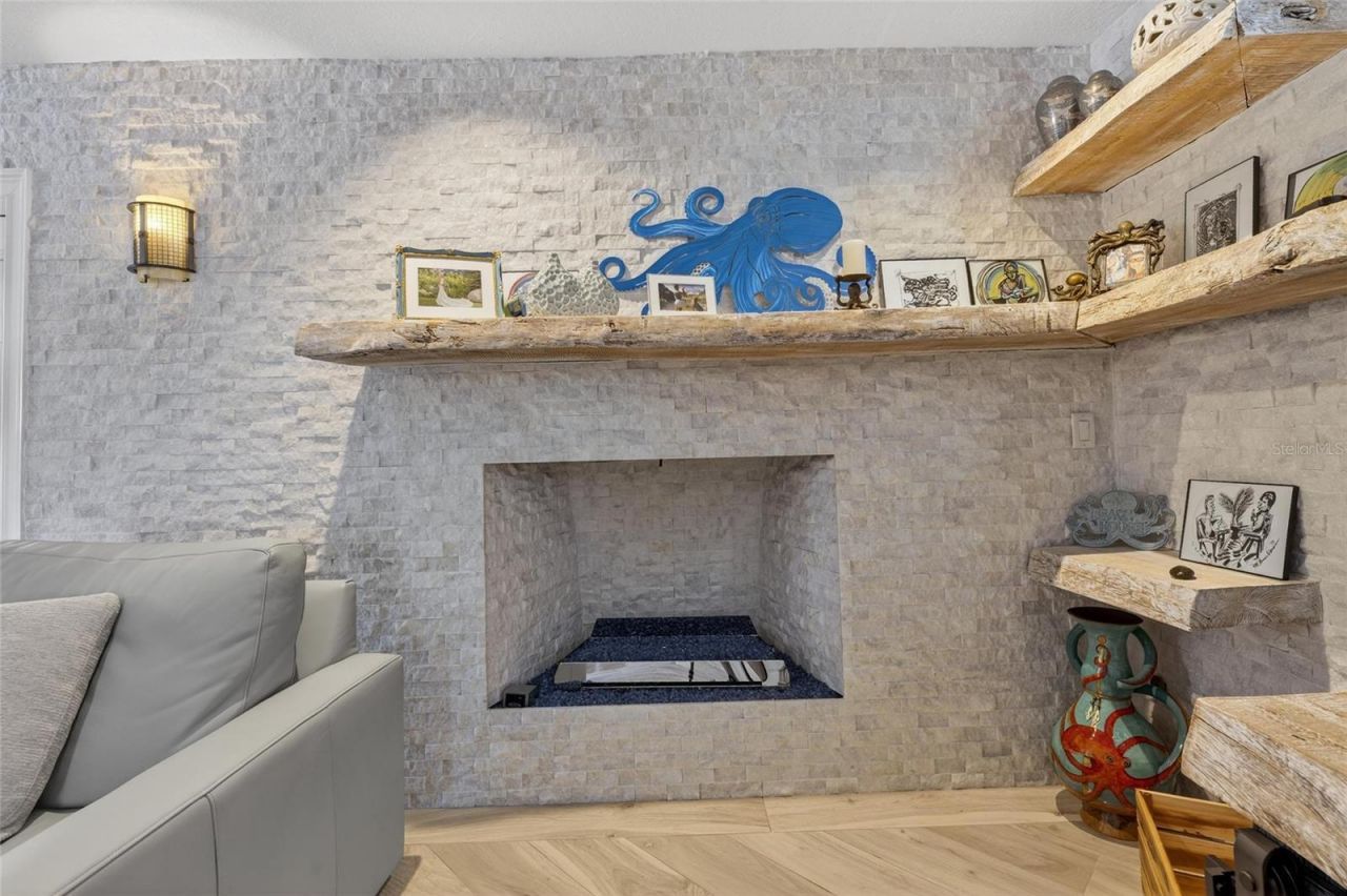 931 Gulf Boulevard, Belleair Beach, FL 33786 Photo