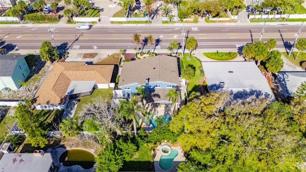 931 Gulf Boulevard, Belleair Beach, FL 33786 Photo