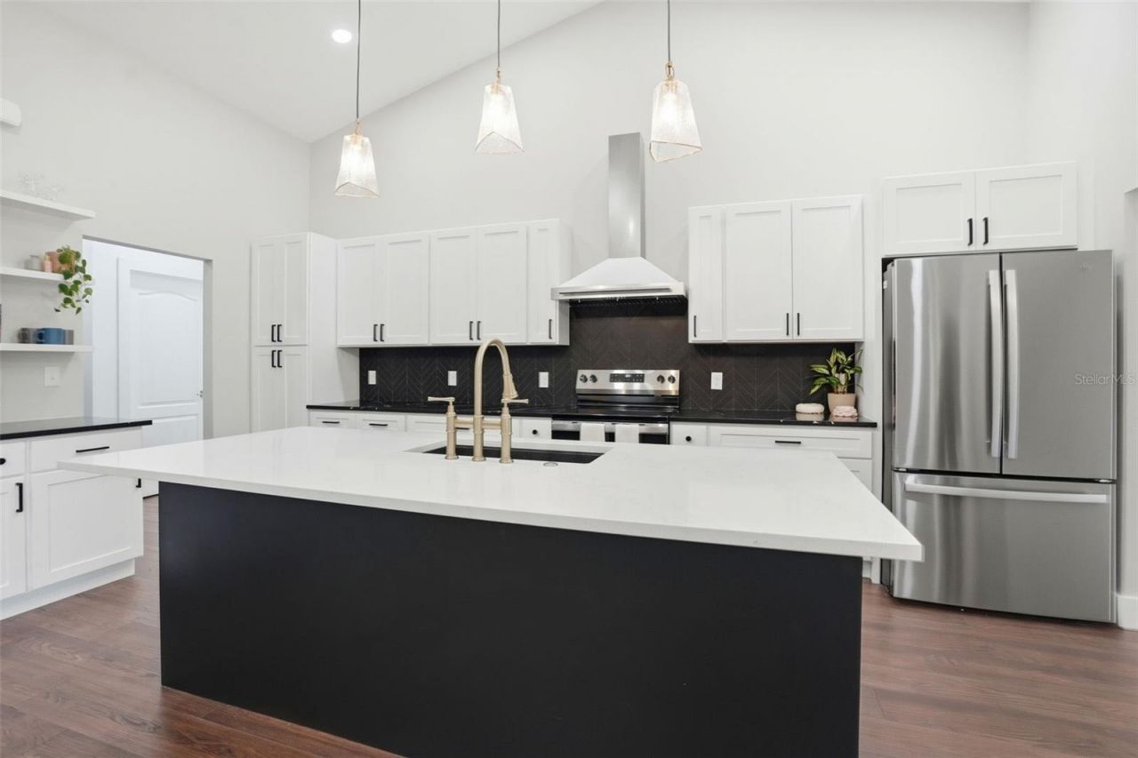 34121 August Avenue , Webster, FL 33597 Photo