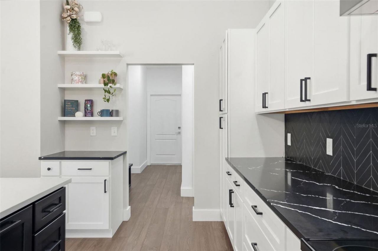 34121 August Avenue , Webster, FL 33597 Photo