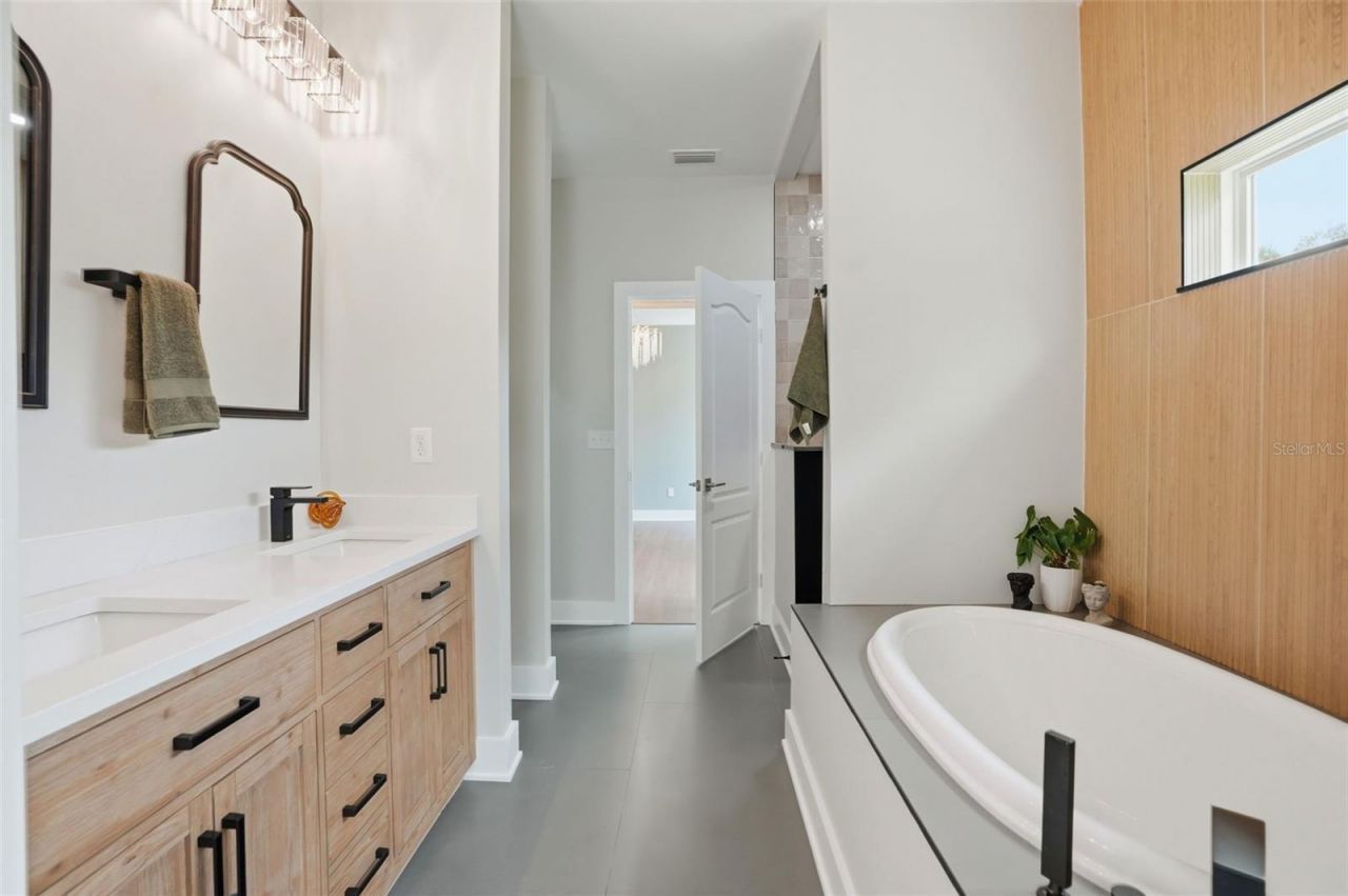 34121 August Avenue , Webster, FL 33597 Photo