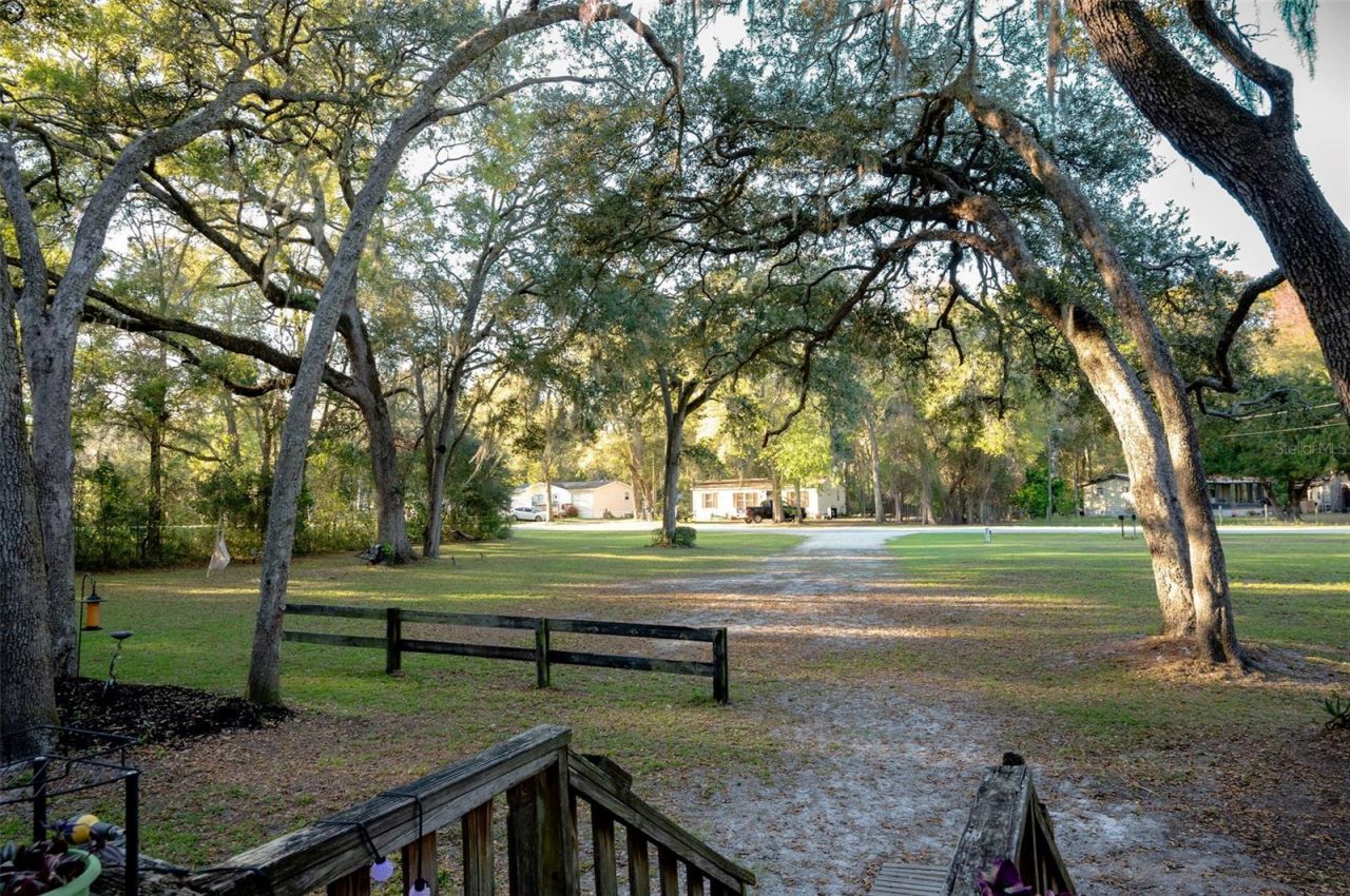 7296 NW 170th Street , Trenton, FL 32693 Photo