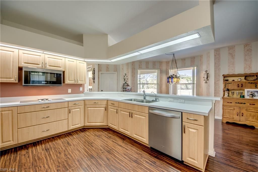 17090 Silver Panther Ln, Fort Myers, FL 33913 Photo