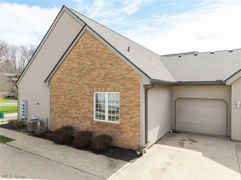 1551 Cambridge Avenue SW, North Canton, OH 44709 Photo 3