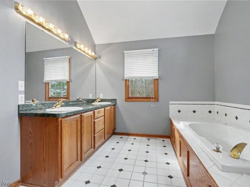 9498 Andrew Drive , Twinsburg, OH 44087 Photo 31