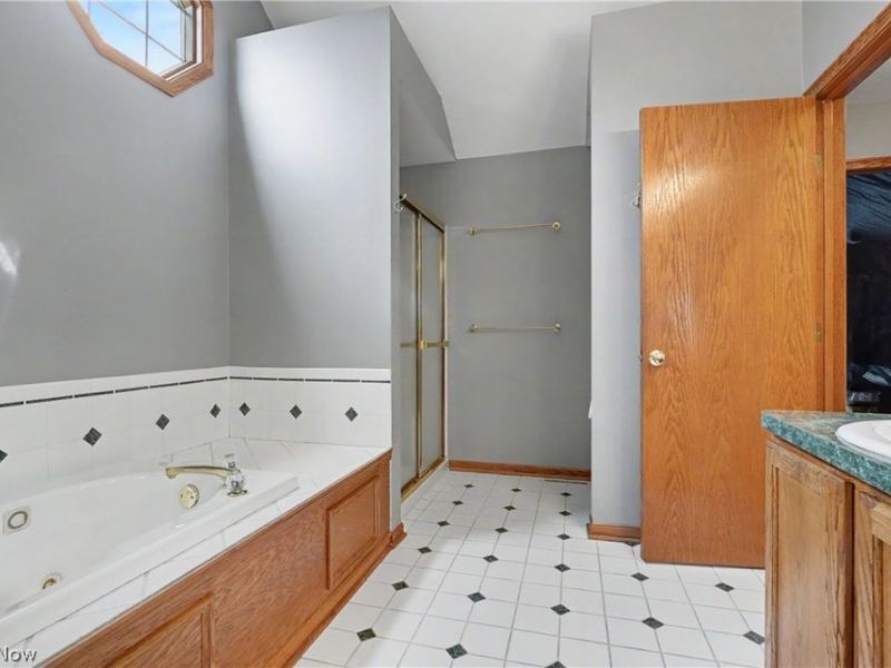 9498 Andrew Drive , Twinsburg, OH 44087 Photo 32