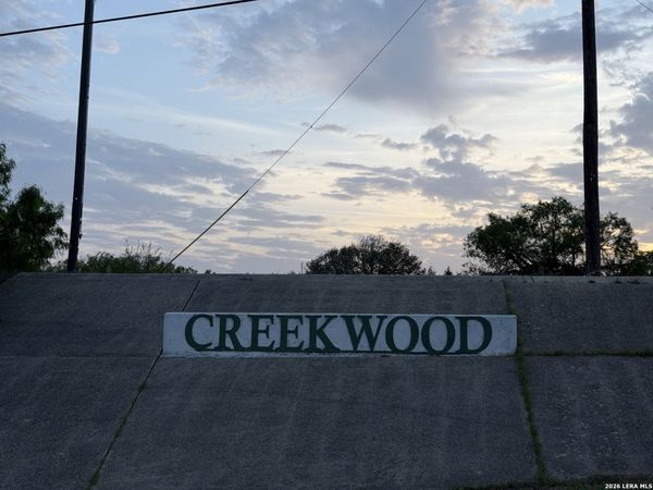 459 County Road, Hondo, TX 78861