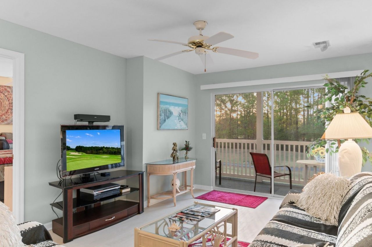 668 Tupelo Ln. Photo 12