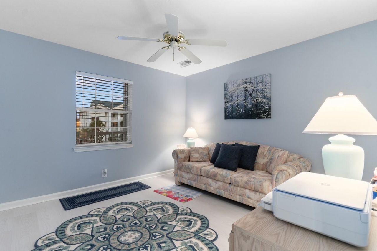 668 Tupelo Ln. Photo 18